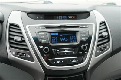 2016 Hyundai ELANTRA SE   - Photo 18 - Spanish Fork, UT 84660