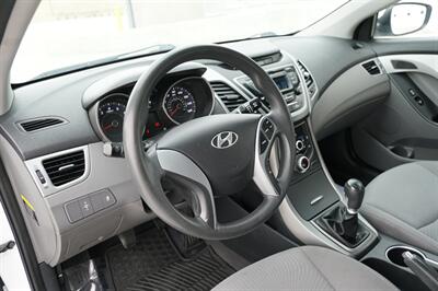 2016 Hyundai ELANTRA SE   - Photo 14 - Spanish Fork, UT 84660