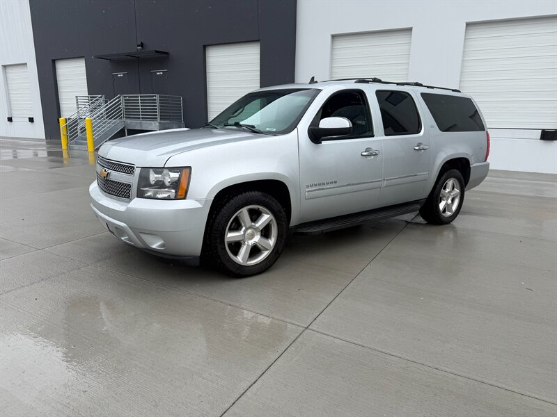2013 Chevrolet Suburban LTZ   - Photo 1 - Spanish Fork, UT 84660