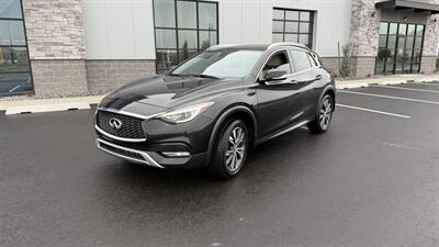 2017 INFINITI QX30 Luxury Wagon
