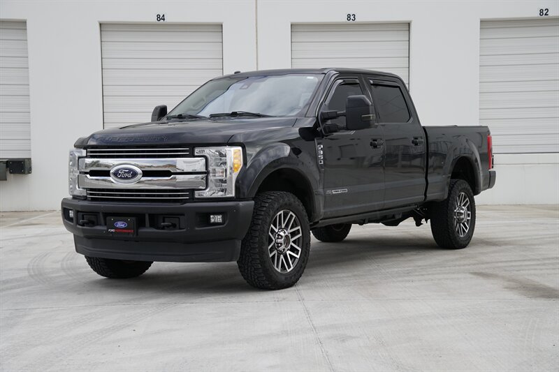 2017 Ford F-350 Super Duty Lariat   - Photo 1 - Spanish Fork, UT 84660