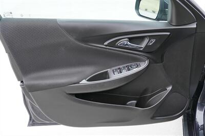 2023 Chevrolet Malibu LT   - Photo 12 - Spanish Fork, UT 84660