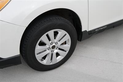 2016 Subaru Outback 2.5i Premium - Photo 8 - Spanish Fork, UT 84660