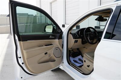 2021 Jeep Grand Cherokee Overland   - Photo 12 - Spanish Fork, UT 84660
