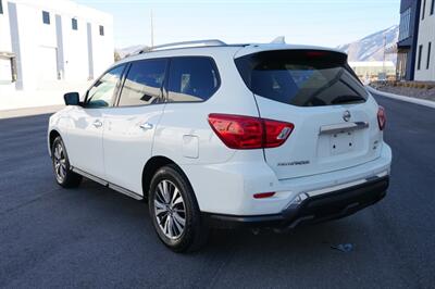 2019 Nissan Pathfinder SL   - Photo 4 - Spanish Fork, UT 84660