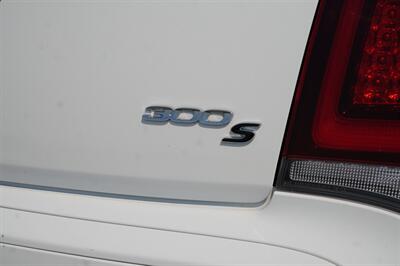 2019 Chrysler 300 S - Photo 9 - Spanish Fork, UT 84660
