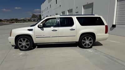 2010 Cadillac Escalade ESV Premium   - Photo 3 - Spanish Fork, UT 84660