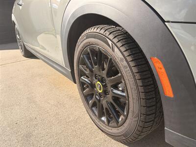 2022 MINI Hardtop 2 Door Cooper SE   - Photo 3 - Sacramento, CA 95820