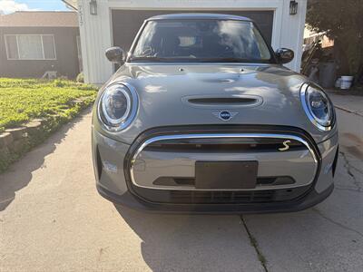 2022 MINI Hardtop 2 Door Cooper SE   - Photo 1 - Sacramento, CA 95820
