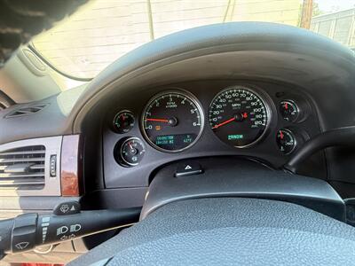 2014 Chevrolet Tahoe LT - Photo 11 - Aurora, CO 80011
