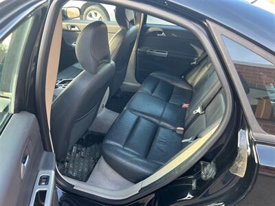 2009 Volvo S40 2.4i   - Photo 10 - Canton, MA 02021