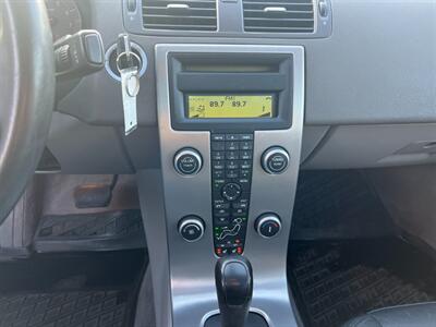 2009 Volvo S40 2.4i   - Photo 14 - Canton, MA 02021