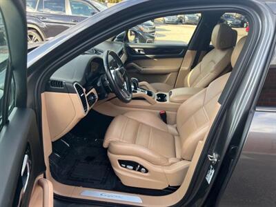 2019 Porsche Cayenne Sport Utility 4D   - Photo 9 - Canton, MA 02021
