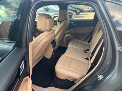 2019 Porsche Cayenne Sport Utility 4D   - Photo 10 - Canton, MA 02021