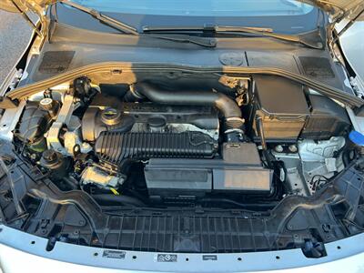2014 Volvo S60 T5   - Photo 18 - Canton, MA 02021