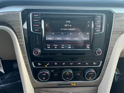 2016 Volkswagen Passat 1.8T SE - Photo 16 - Canton, MA 02021