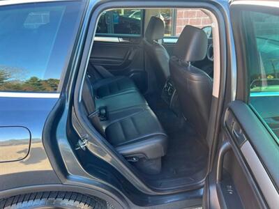 2013 Volkswagen Touareg VR6 Sport SUV 4D   - Photo 12 - Canton, MA 02021