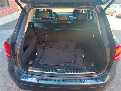 2013 Volkswagen Touareg VR6 Sport SUV 4D   - Photo 11 - Canton, MA 02021