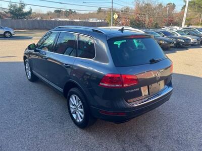2013 Volkswagen Touareg VR6 Sport SUV 4D   - Photo 3 - Canton, MA 02021