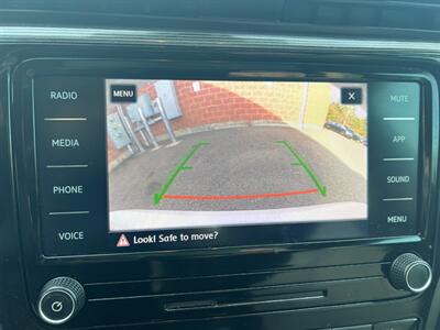 2020 Volkswagen Passat R-Line - Photo 18 - Canton, MA 02021