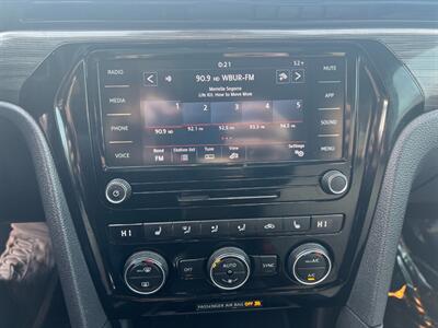 2020 Volkswagen Passat R-Line - Photo 16 - Canton, MA 02021