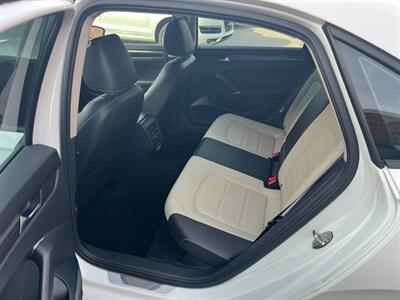 2020 Volkswagen Passat R-Line - Photo 10 - Canton, MA 02021