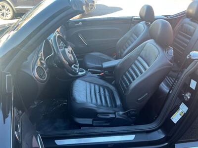 2013 Volkswagen Beetle Convertible Turbo 60's Edition Convertible 2D   - Photo 17 - Canton, MA 02021