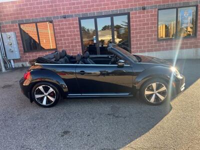 2013 Volkswagen Beetle Convertible Turbo 60's Edition Convertible 2D   - Photo 14 - Canton, MA 02021