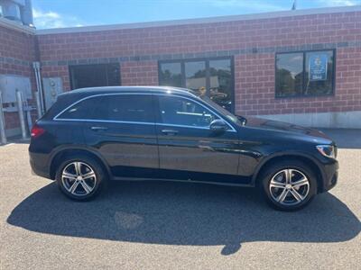 2016 Mercedes-Benz GLC GLC 300 4MATIC Sport Utility 4D - Photo 6 - Canton, MA 02021