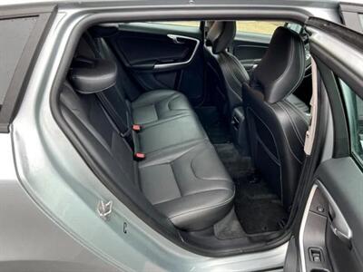 2018 Volvo V60 T5 Dynamic Wagon 4D - Photo 12 - Canton, MA 02021