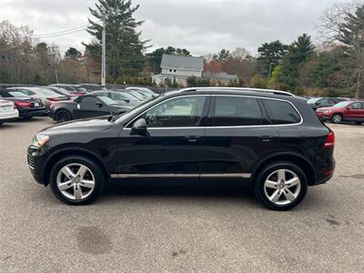 2014 Volkswagen Touareg V6 Lux   - Photo 2 - Canton, MA 02021