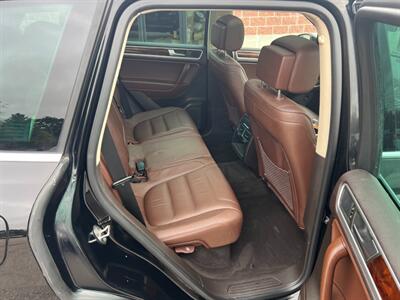 2014 Volkswagen Touareg V6 Lux   - Photo 12 - Canton, MA 02021