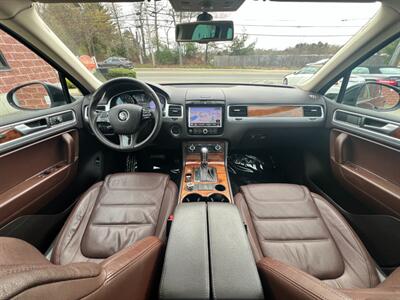 2014 Volkswagen Touareg V6 Lux   - Photo 15 - Canton, MA 02021