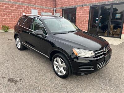 2014 Volkswagen Touareg V6 Lux   - Photo 7 - Canton, MA 02021