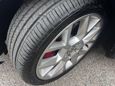 2014 Volkswagen Jetta GLI   - Photo 18 - Canton, MA 02021