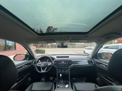 2021 Volkswagen Atlas SE R-Line 4Motion w/Tech Pkg Sport Utility 4D   - Photo 16 - Canton, MA 02021