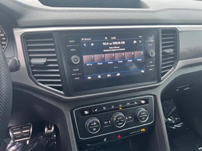 2021 Volkswagen Atlas SE R-Line 4Motion w/Tech Pkg Sport Utility 4D   - Photo 19 - Canton, MA 02021