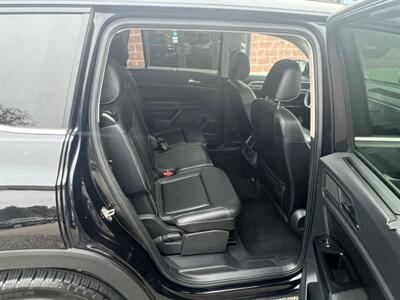 2021 Volkswagen Atlas SE R-Line 4Motion w/Tech Pkg Sport Utility 4D   - Photo 13 - Canton, MA 02021