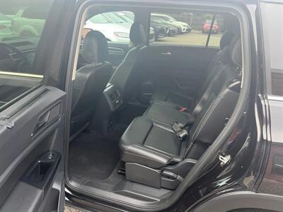 2021 Volkswagen Atlas SE R-Line 4Motion w/Tech Pkg Sport Utility 4D   - Photo 10 - Canton, MA 02021