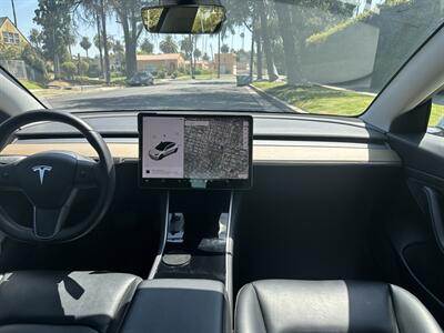 2020 Tesla Model 3 Standard Range   - Photo 8 - Los Angeles, CA 90017