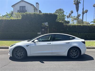 2020 Tesla Model 3 Standard Range   - Photo 2 - Los Angeles, CA 90017