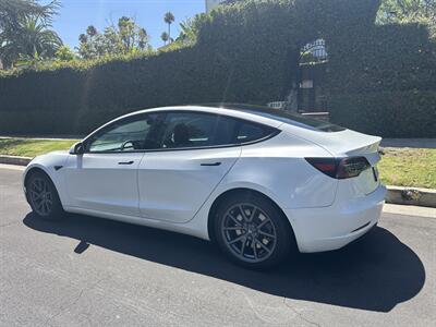 2020 Tesla Model 3 Standard Range   - Photo 3 - Los Angeles, CA 90017