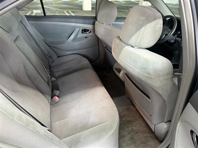 2010 Toyota Camry LE   - Photo 12 - Los Angeles, CA 90017