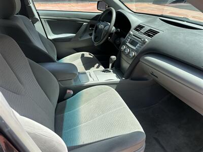 2010 Toyota Camry LE   - Photo 11 - Los Angeles, CA 90017