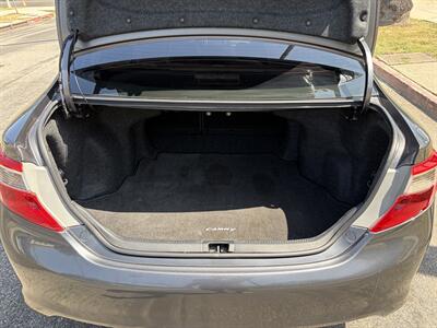 2013 Toyota Camry SE   - Photo 16 - Los Angeles, CA 90017