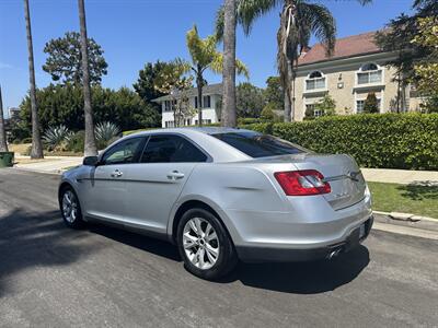 2012 Ford Taurus SEL   - Photo 3 - Los Angeles, CA 90017