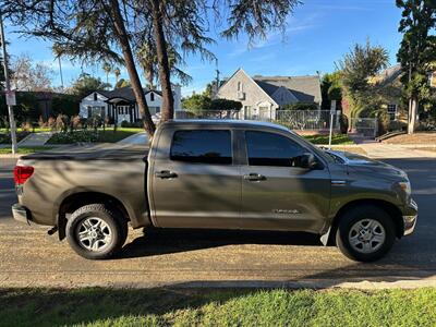 2010 Toyota Tundra   - Photo 6 - Los Angeles, CA 90017