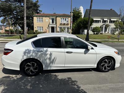 2016 Honda Accord LX   - Photo 6 - Los Angeles, CA 90017