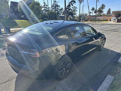 2022 Tesla Model 3 Standard Range   - Photo 5 - Los Angeles, CA 90017