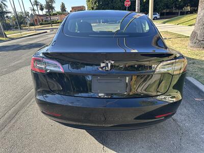 2022 Tesla Model 3 Standard Range   - Photo 4 - Los Angeles, CA 90017